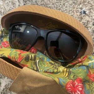 Women’s Maui Jim Sunglasses Turquoise & Black